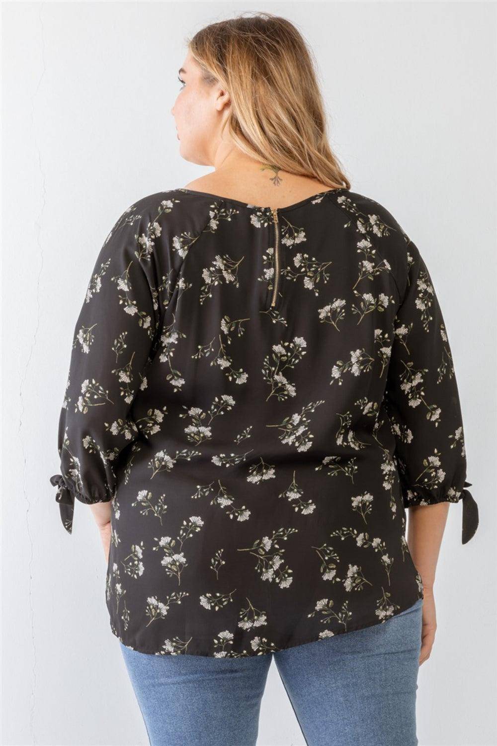 Zenobia Plus Size Floral Round Neck Blouse - Dapper Deluxe Fashion